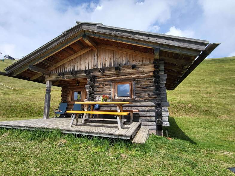 Urige Hütte in den Seceda Alpen
